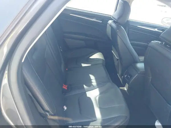 3FA6P0D98JR132591 2018 FORD FUSION - Image 8