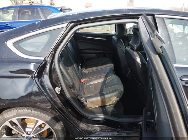 3FA6P0D98KR118241 2019 FORD FUSION - Image 8