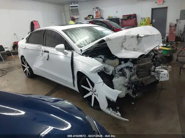 3FA6P0D98KR124007 2019 FORD FUSION - Image 1