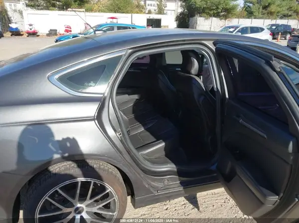 3FA6P0D99GR205301 2016 FORD FUSION - Image 8