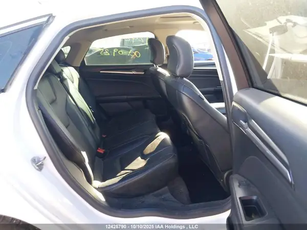 3FA6P0D99HR121125 2017 FORD FUSION - Image 8