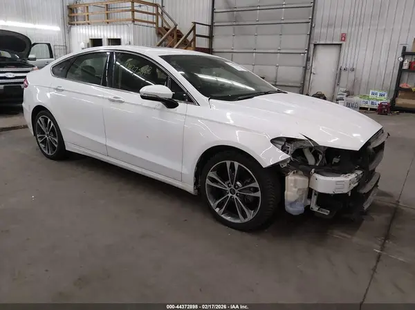 3FA6P0D99KR186953 2019 FORD FUSION - Image 1