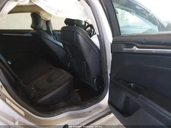 3FA6P0D99KR207638 2019 FORD FUSION - Image 8