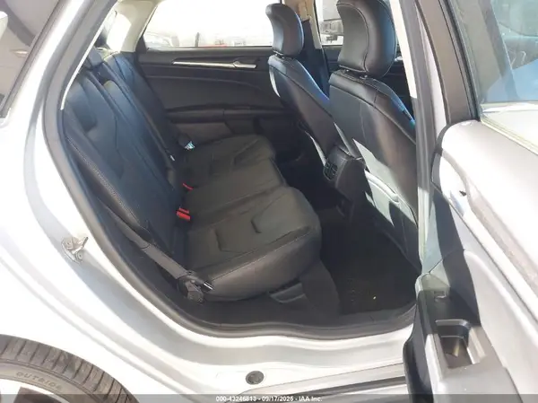 3FA6P0D99KR221555 2019 FORD FUSION - Image 8