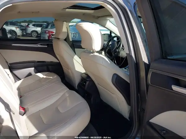 3FA6P0D9XGR258864 2016 FORD FUSION - Image 8