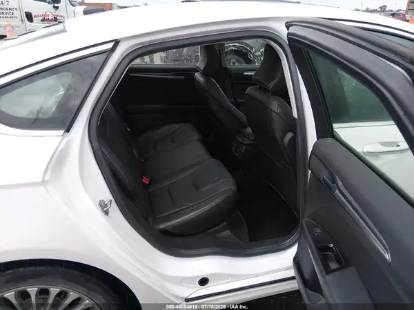3FA6P0D9XGR327052 2016 FORD FUSION - Image 8