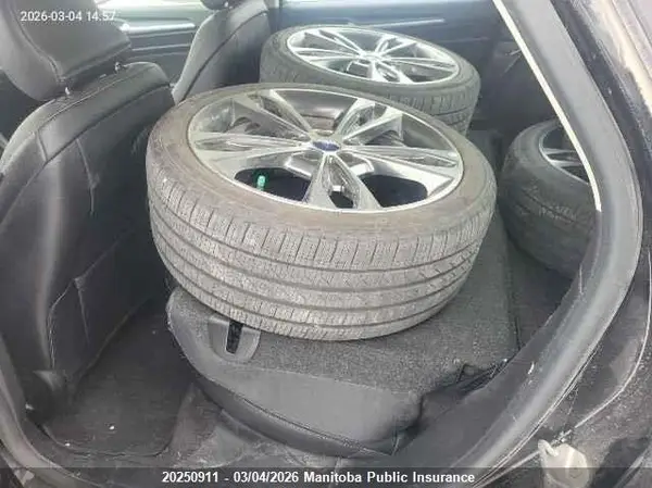 3FA6P0D9XHR121084 2017 FORD FUSION - Image 8