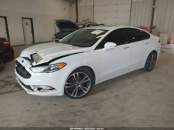 3FA6P0D9XHR136815 2017 FORD FUSION - Image 2