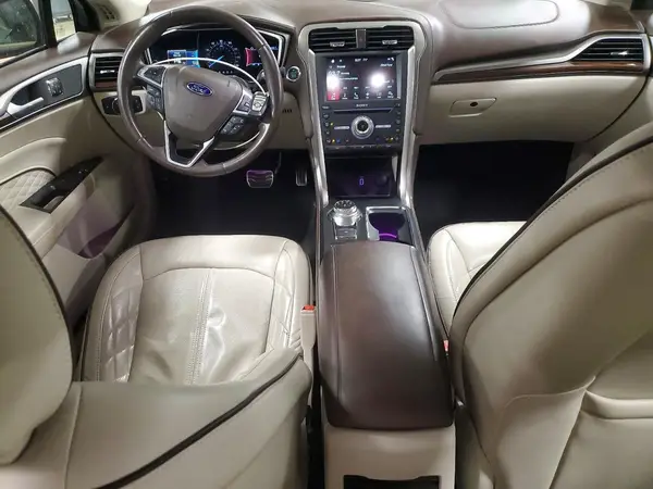 3FA6P0D9XHR200884 2017 FORD FUSION - Image 8