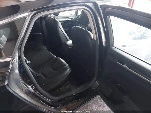 3FA6P0D9XHR227616 2017 FORD FUSION - Image 8