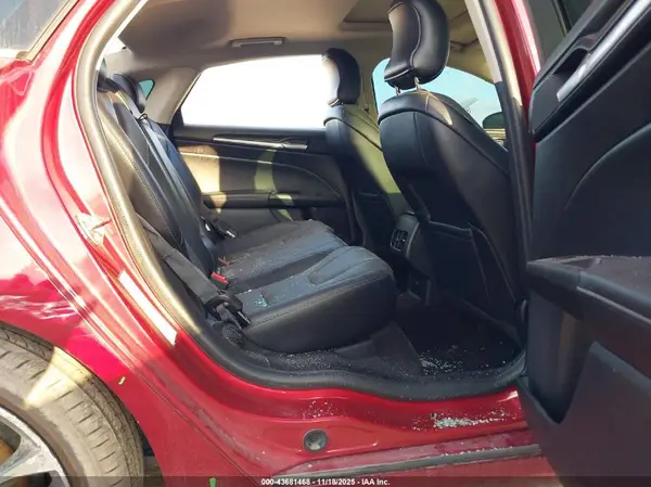 3FA6P0D9XKR143402 2019 FORD FUSION - Image 8