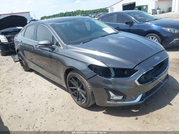 3FA6P0D9XKR152617 2019 FORD FUSION - Image 1