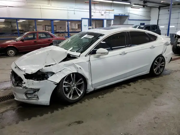 3FA6P0D9XKR204845 2019 FORD FUSION - Image 1