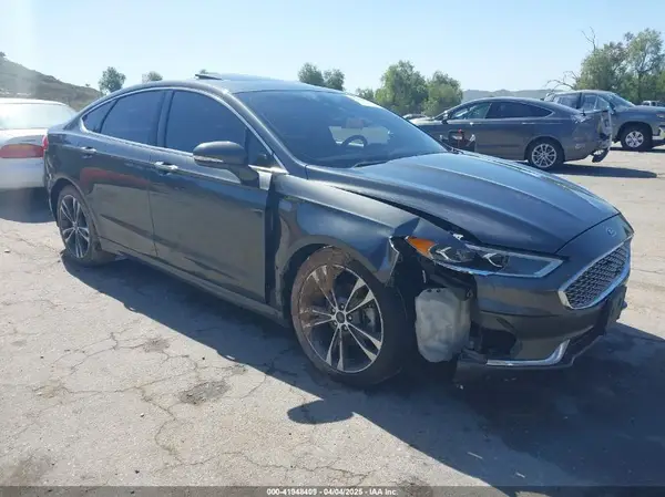 3FA6P0D9XKR205154 2019 FORD FUSION - Image 1