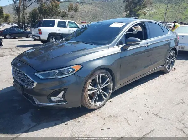 3FA6P0D9XKR205154 2019 FORD FUSION - Image 2