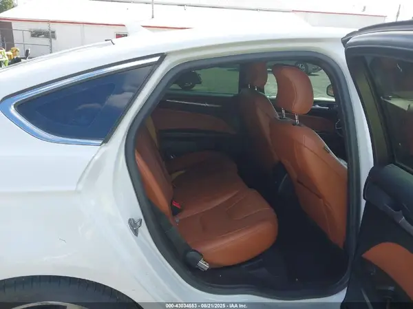 3FA6P0D9XKR205820 2019 FORD FUSION - Image 8