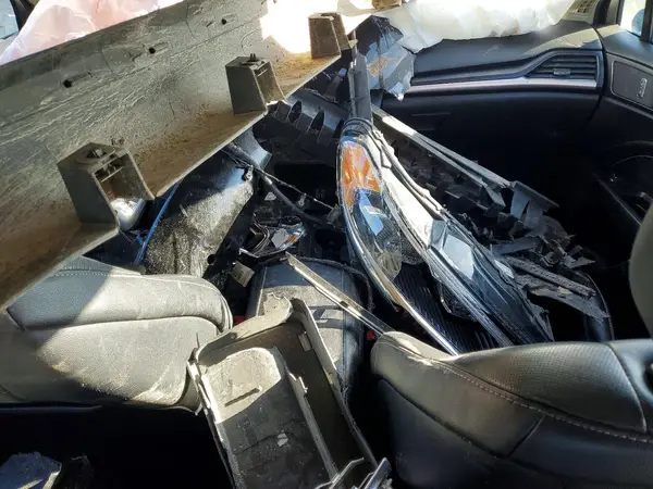 3FA6P0D9XKR261188 2019 FORD FUSION - Image 8