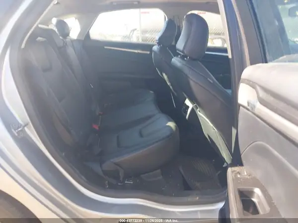 3FA6P0D9XLR115178 2020 FORD FUSION - Image 8