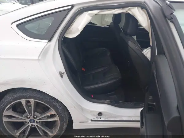 3FA6P0D9XLR115715 2020 FORD FUSION - Image 8