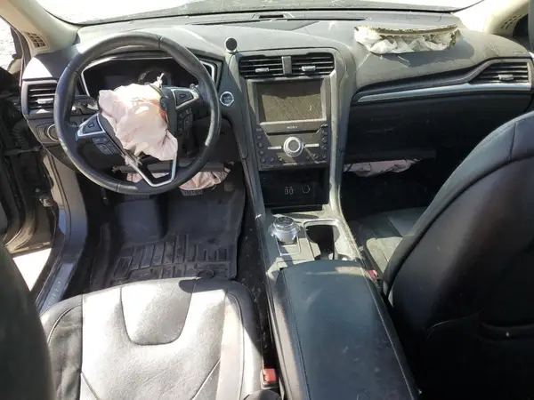 3FA6P0D9XLR136564 2020 FORD FUSION - Image 8