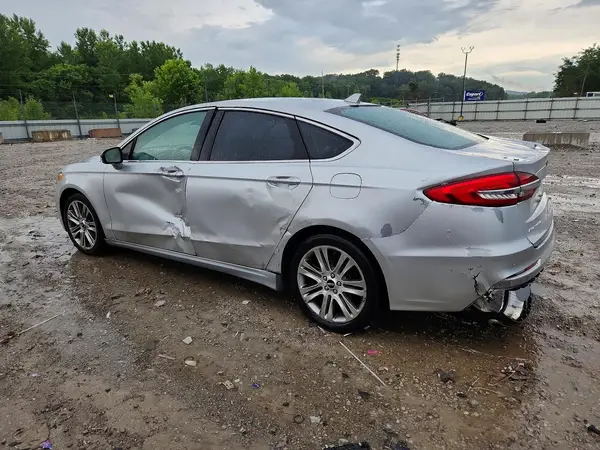 3FA6P0D9XLR138167 2020 FORD FUSION - Image 2