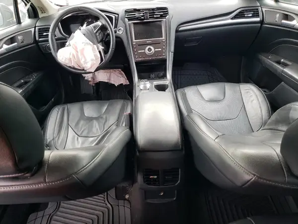 3FA6P0D9XLR138850 2020 FORD FUSION - Image 8