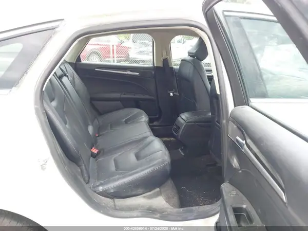 3FA6P0D9XLR174618 2020 FORD FUSION - Image 8