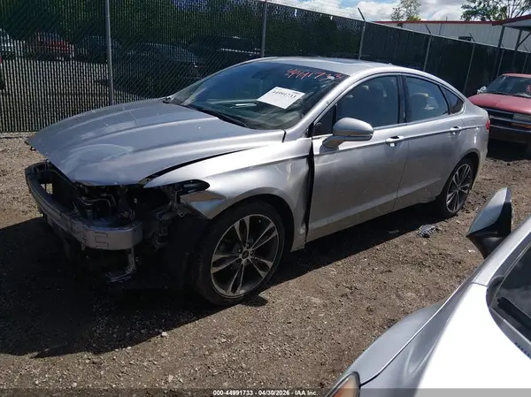 3FA6P0D9XLR175588 2020 FORD FUSION - Image 2