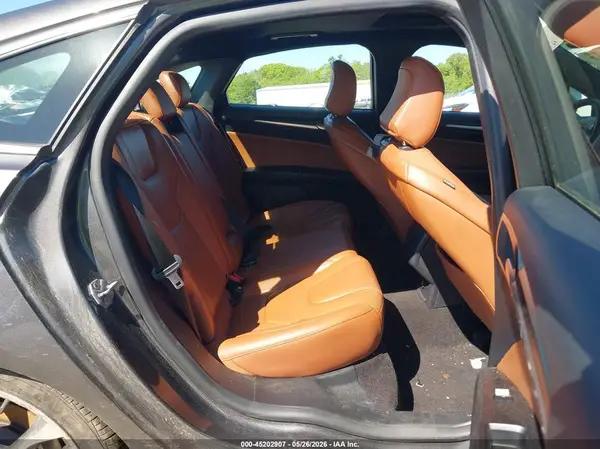 3FA6P0D9XLR203633 2020 FORD FUSION - Image 8