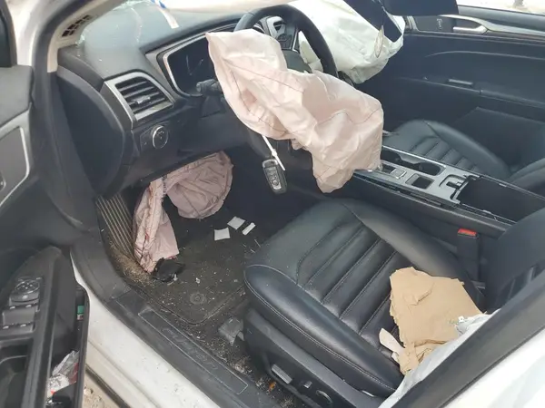 3FA6P0E91KR100968 2019 FORD FUSION - Image 8