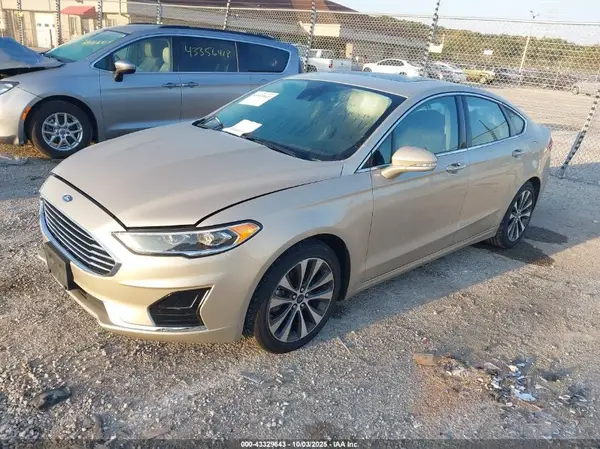 3FA6P0E99KR100216 2019 FORD FUSION - Image 2