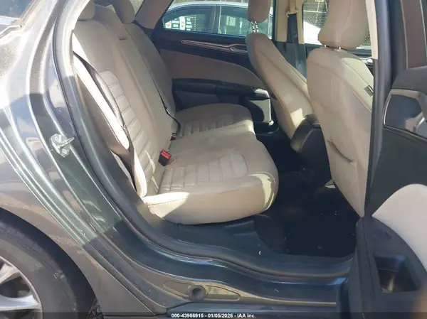 3FA6P0G70HR109682 2017 FORD FUSION - Image 8