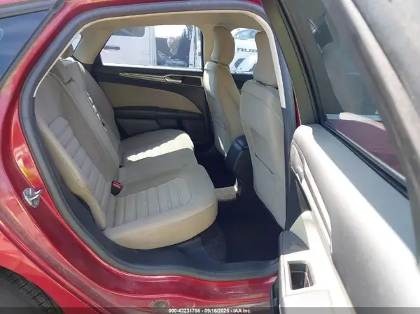 3FA6P0G70HR140916 2017 FORD FUSION - Image 8