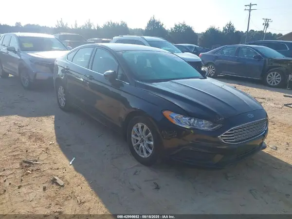 3FA6P0G70HR174743 2017 FORD FUSION - Image 1