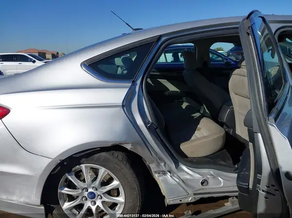 3FA6P0G70HR196130 2017 FORD FUSION - Image 8