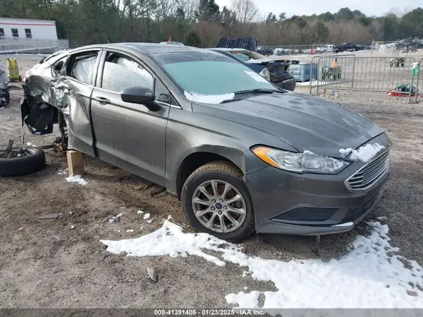 3FA6P0G70HR196726 2017 FORD FUSION - Image 1