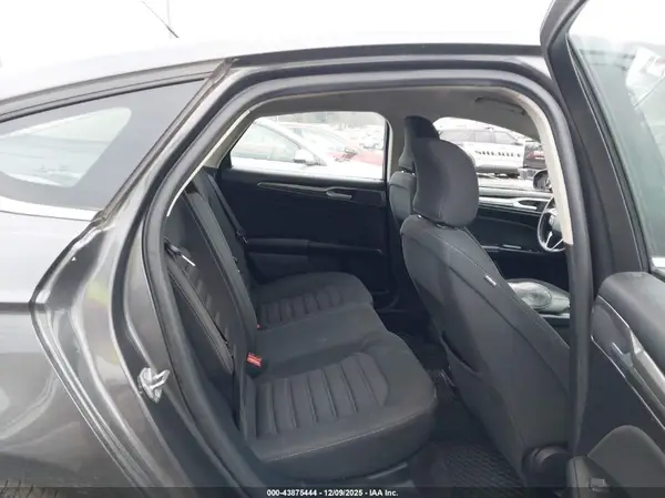 3FA6P0G70HR377342 2017 FORD FUSION - Image 8