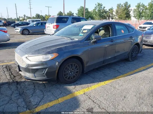3FA6P0G70KR104487 2019 FORD FUSION - Image 2
