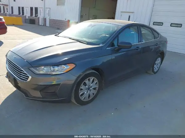 3FA6P0G70KR133486 2019 FORD FUSION - Image 2