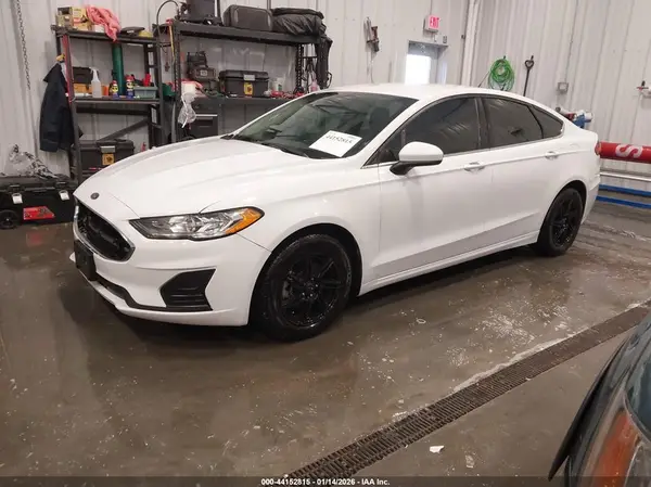 3FA6P0G70KR172014 2019 FORD FUSION - Image 2