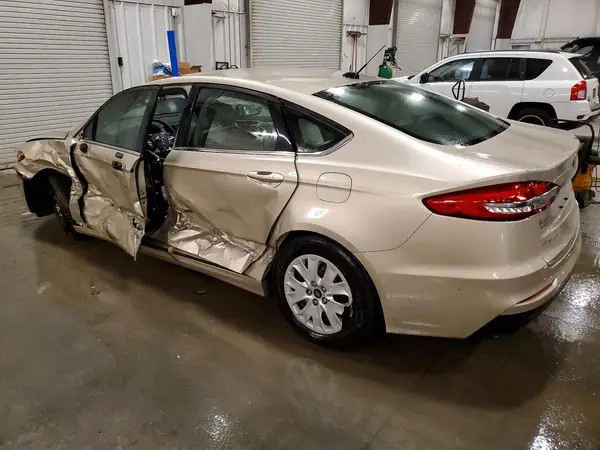 3FA6P0G70KR232213 2019 FORD FUSION - Image 2