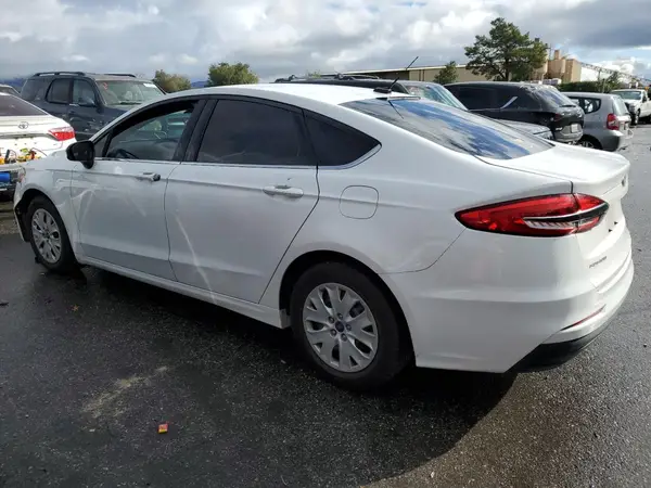 3FA6P0G70KR233006 2019 FORD FUSION - Image 2
