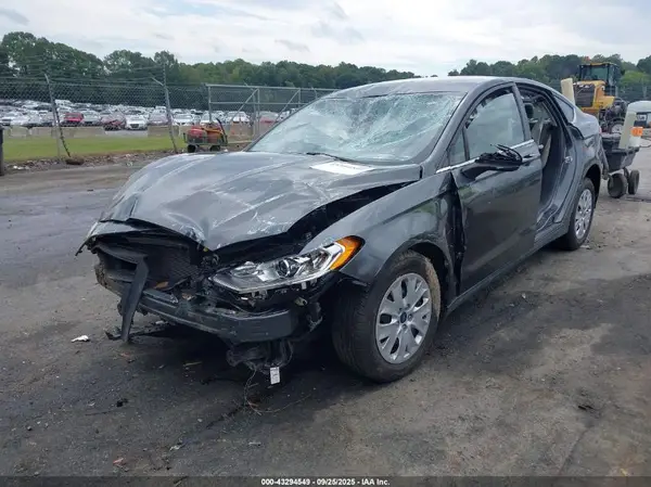 3FA6P0G70LR161886 2020 FORD FUSION - Image 2