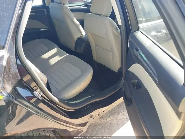 3FA6P0G70LR167977 2020 FORD FUSION - Image 8
