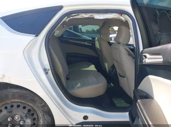 3FA6P0G70LR180759 2020 FORD FUSION - Image 8