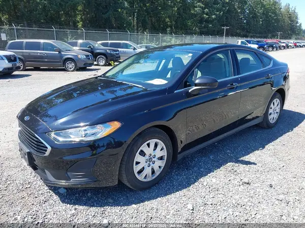 3FA6P0G70LR201075 2020 FORD FUSION - Image 2