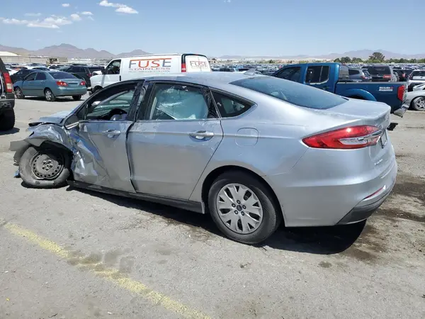 3FA6P0G70LR231211 2020 FORD FUSION - Image 2