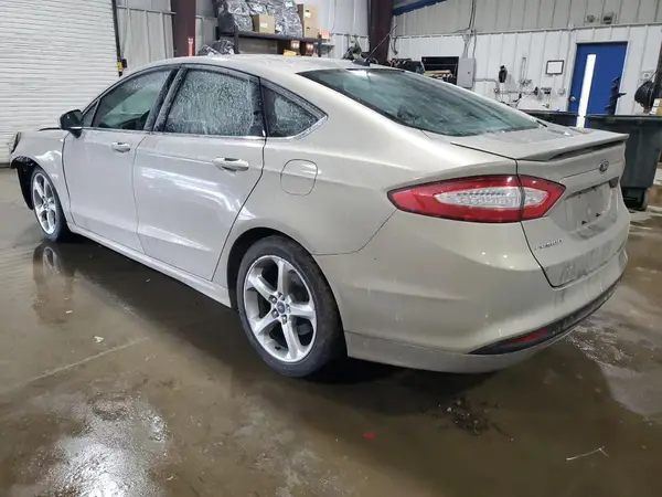 3FA6P0G71GR108300 2016 FORD FUSION - Image 2