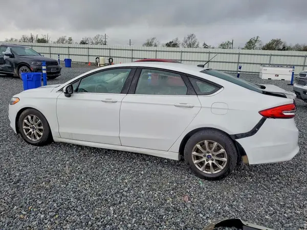 3FA6P0G71HR104992 2017 FORD FUSION - Image 2