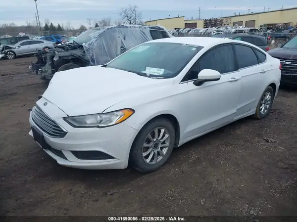 3FA6P0G71HR260823 2017 FORD FUSION - Image 2